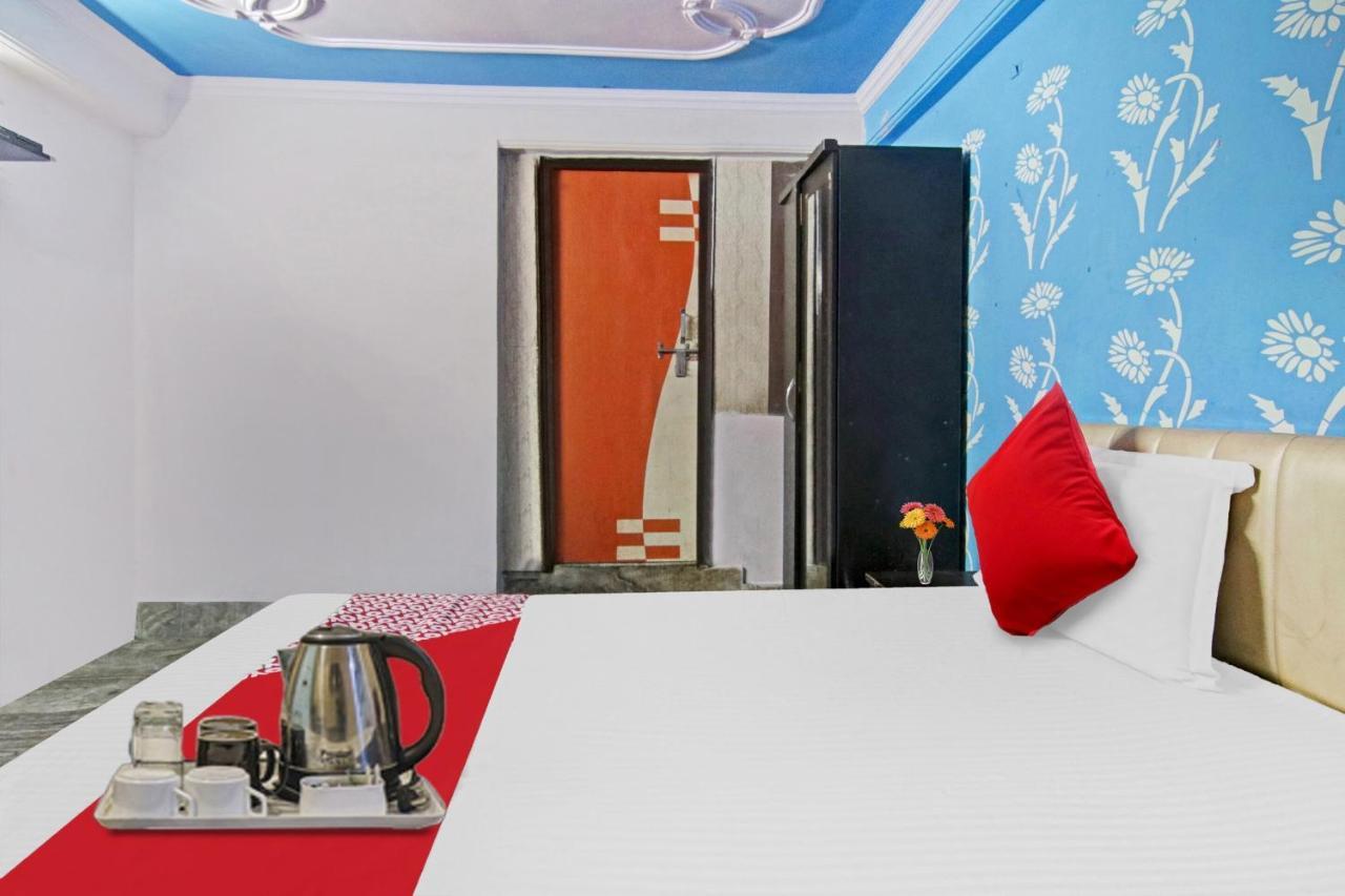 Flagship Hotel Decent Stay Near Pvr Vikaspuri Delhi New Delhi Extérieur photo
